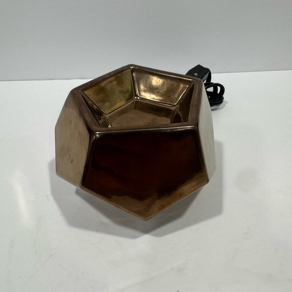 Scentsy Element Wax Warmer - Midnight Copper - Picture 8 of 10